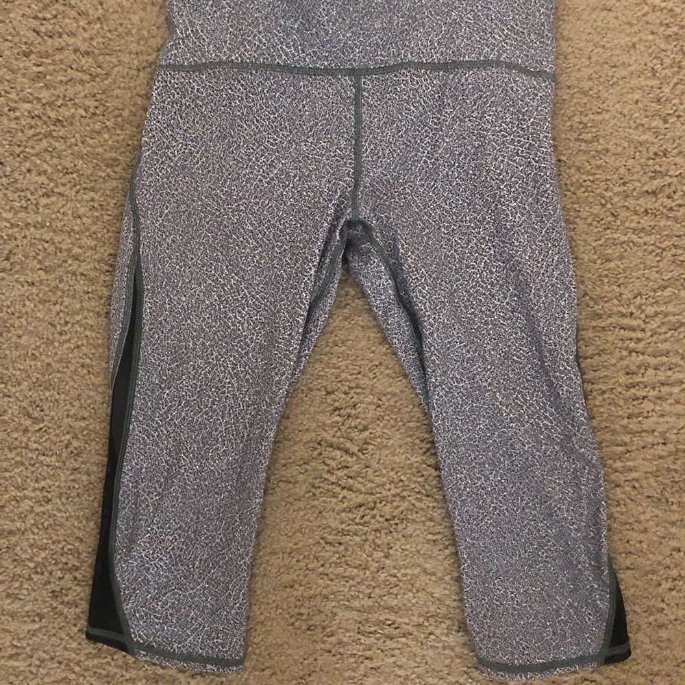 Lululemon train times crop